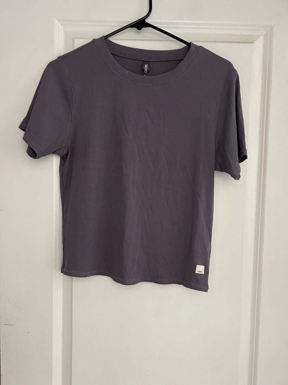 Vuori Pose Fitted Tee Size XL